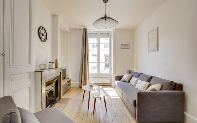 Splendid Apartment Near Saxe - Gambetta