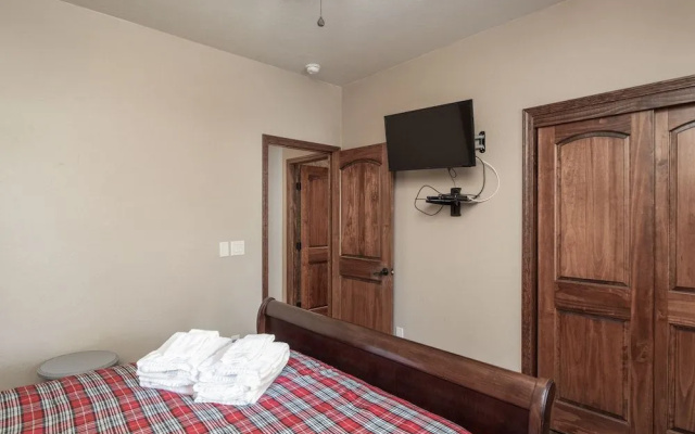 Avalon by Ruidoso Vacation Rentals