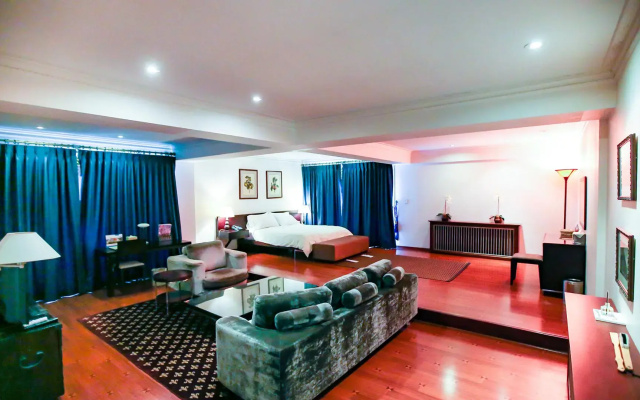 Lake Hills Songnisan Hotel