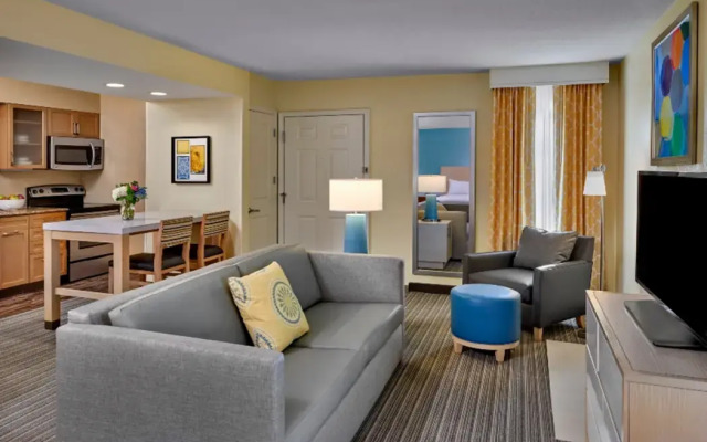 Sonesta ES Suites Providence - Airport
