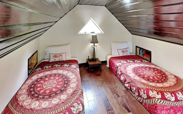 Sabaidii Guesthouse A & B