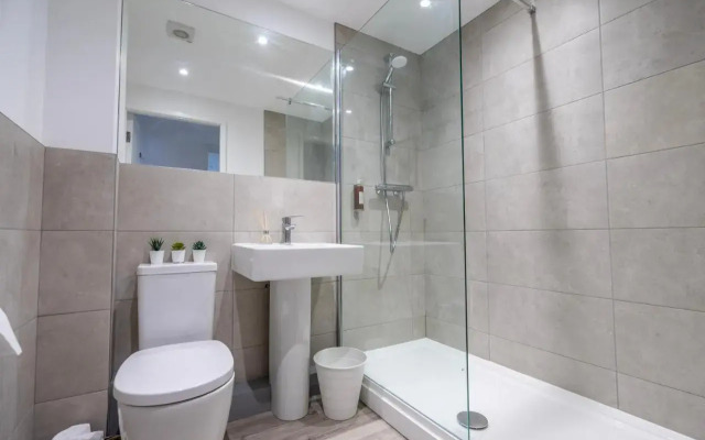 City Walls Sanctuary - 5