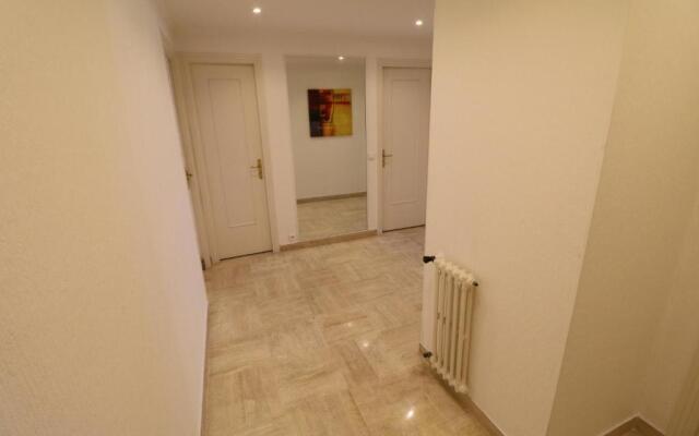 2 bedroom & studio Palais Royal 2 mins from Croisette and Carlton
