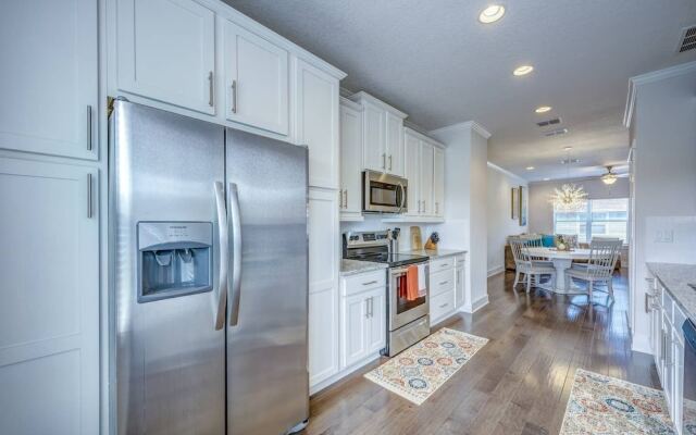 Beach Escape Four - Luxury Townhome