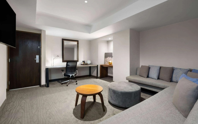 Wyndham Monterrey Ambassador Centro