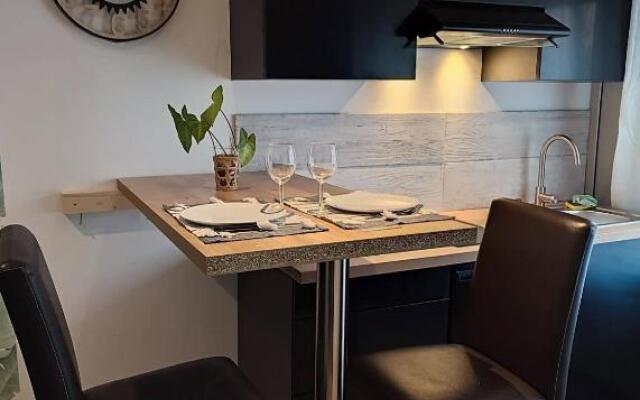 L'escale Niortaise - Centre-ville - 10mn Gare - WIFI - Netflix