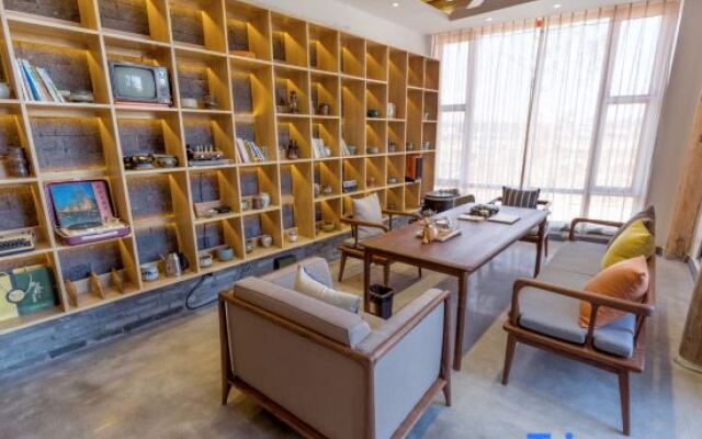 Tengchong Heshun Yuanye Inn