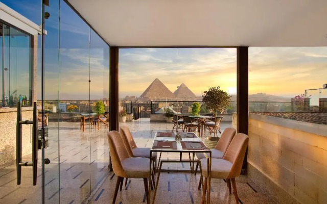 Pyramids Yard Hotel