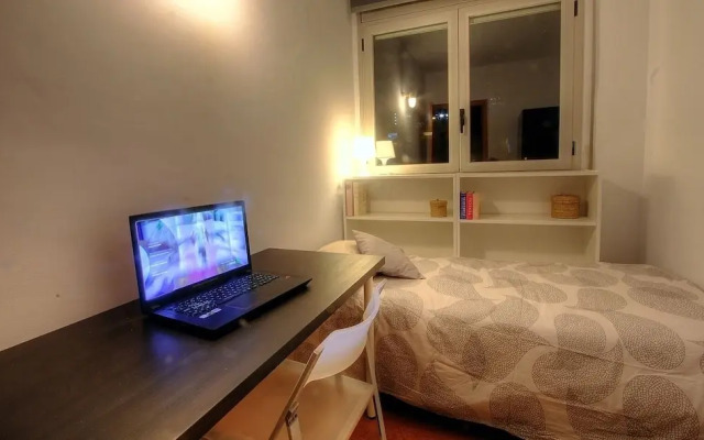 1337 R1 Single Room in a Profesionals Flat Shared