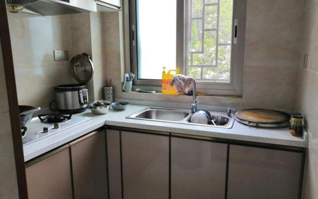 Floral Hotel Fenghuang Yixin Courtyard Residence