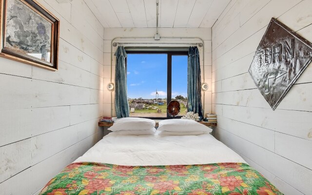 Flophouze Shipping Container Hotel