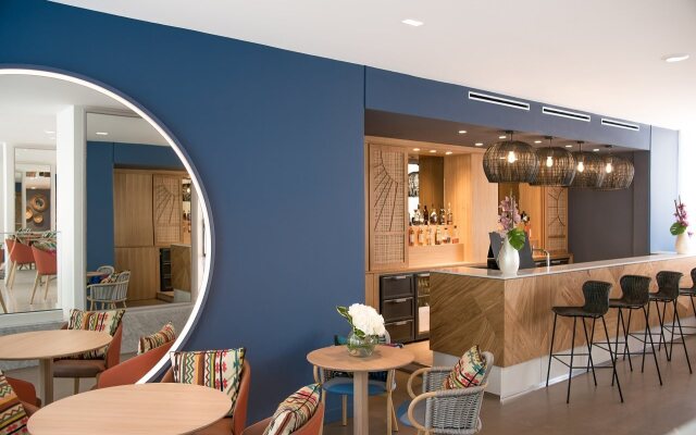 Croisette Beach Hotel Cannes - MGallery Collection