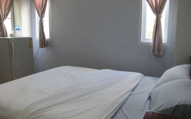 Pattara Apartment Suratthani