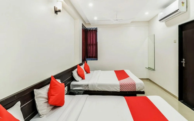 Hotel Shri Govind