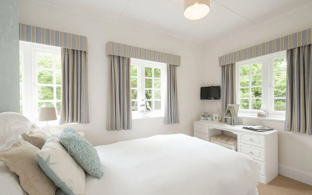 The Fishbourne - Isle of Wight