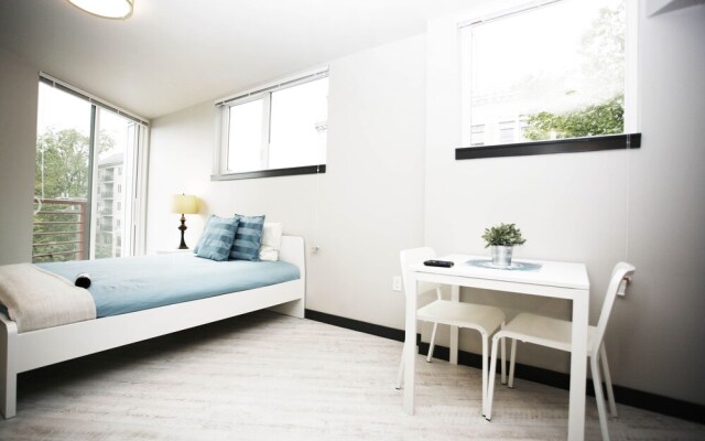 Lower Queen Anne Condos by Barsala