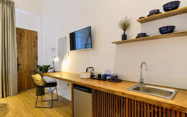 Leaf Signature Hotel - La Group