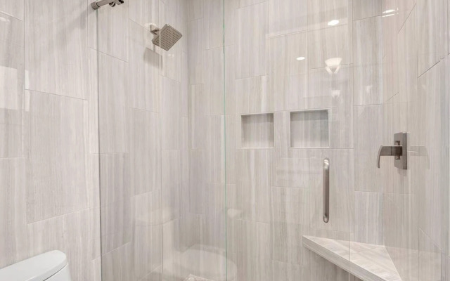 The Tourmaline - Free Guest Bicycles - 3br