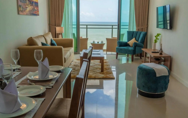 Oceanfront Galle Apartment L4-10