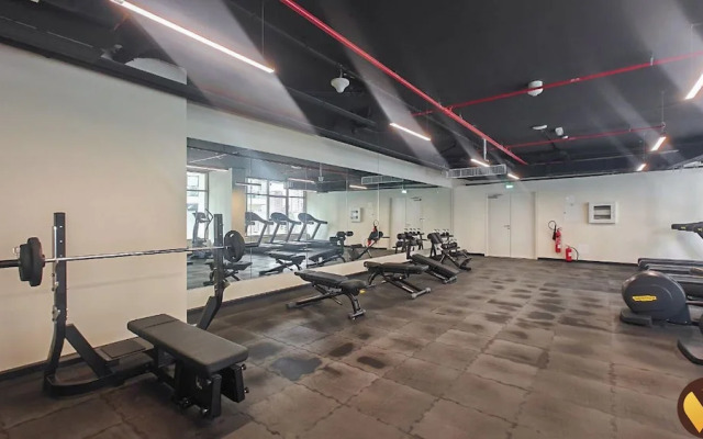 Elegant 2BR Canal View Near Dubai Mall