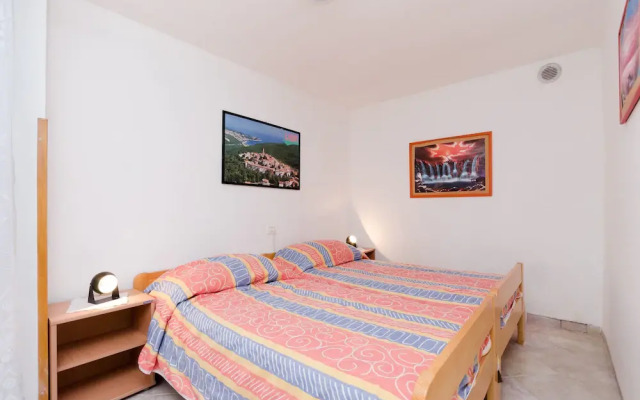 Apartments Manda 609