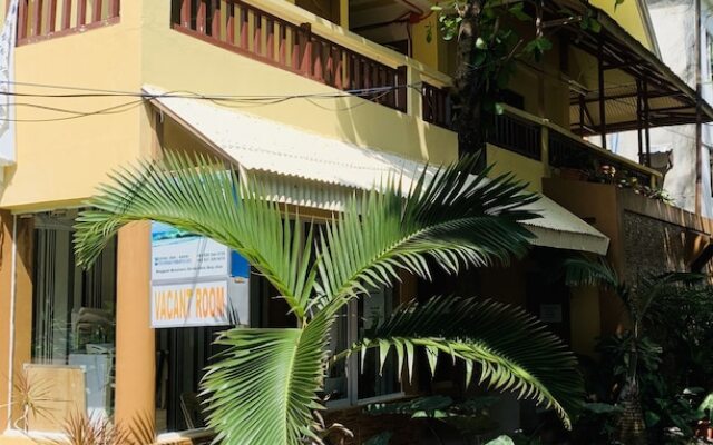 Vicente Aguirre Rooms