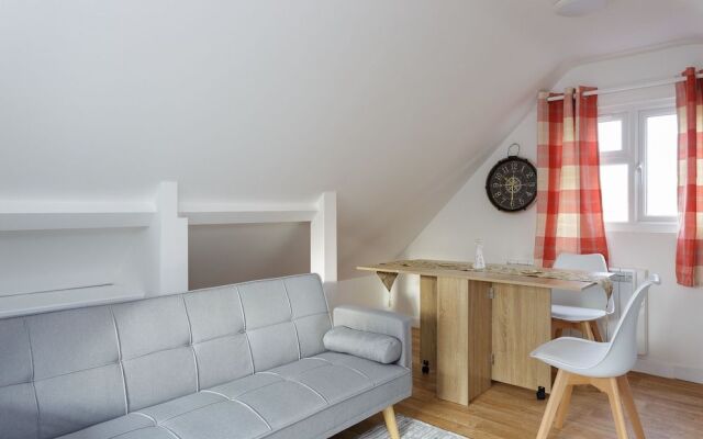 Luxury Burgess Apartments