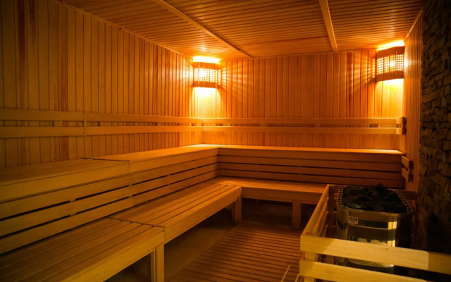 St. John Hill Suites Hotel