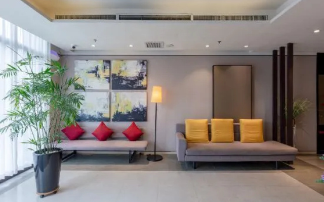 Homeinn Plus Hotel (Zhengzhou CBD Exhibition Center) – Lobby – Zhengzhou