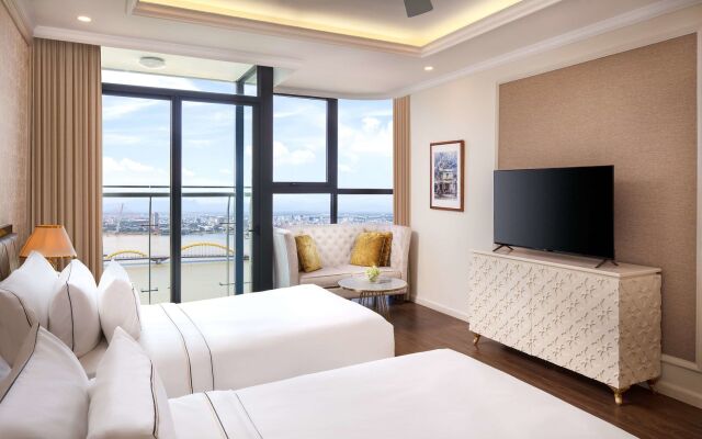 Melia Vinpearl Danang Riverfront