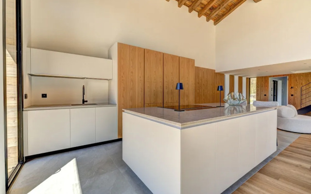 Chalet Fortuna a Jewel in Central Chamonix