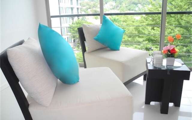 Kamala Regent Modern 2 bedrooms Apartment