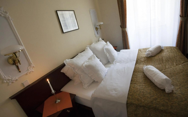 Hotel Excelsior