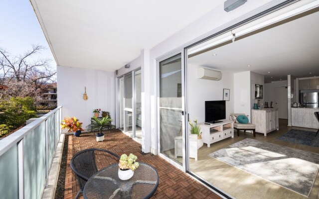 Accommodate Canberra - Envy