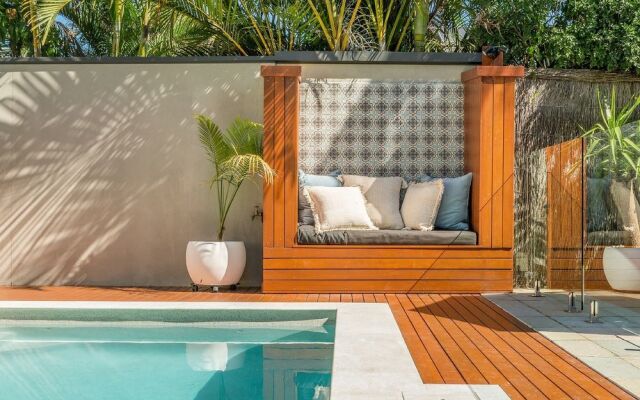 A PERFECT STAY - 3 Little Pigs