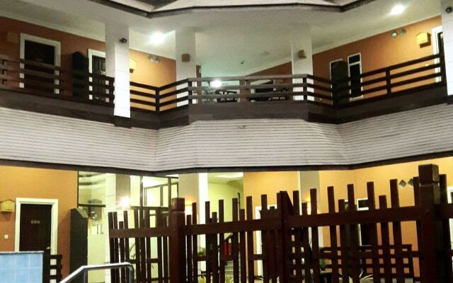 Immana Grand Inle Hotel