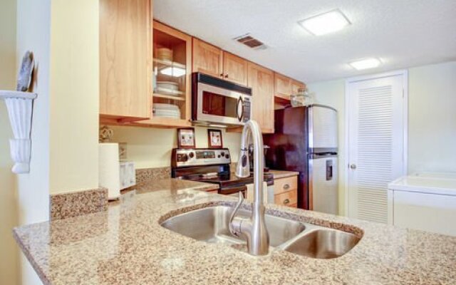 Amelia Surf And Racquet Club condo