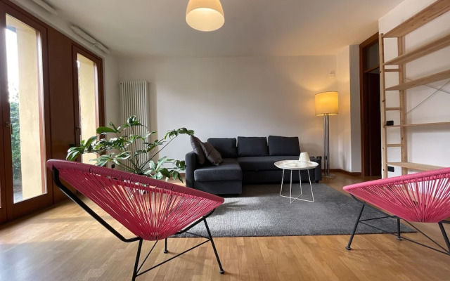 Modern Apartment, Private Garden, 25km From Milan