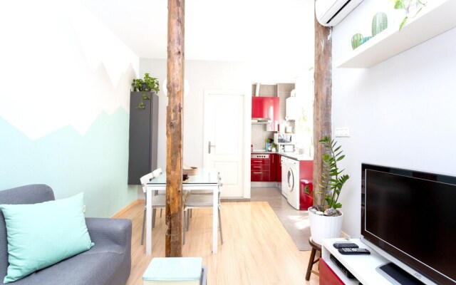 Apartment with 2 Bedrooms in Madrid, with Wifi
