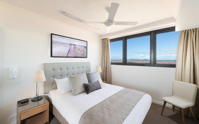 Pacific Sands Apartments