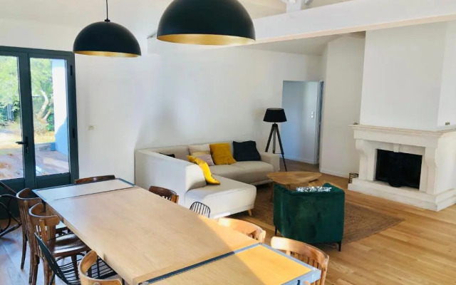 Maison familiale, à 100 mètres plage.