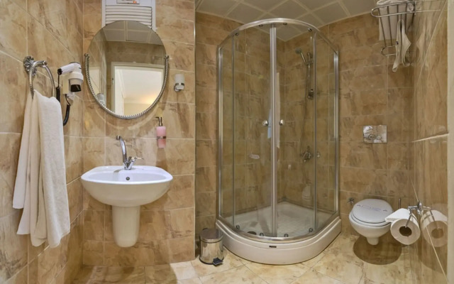 Fuar Hotel