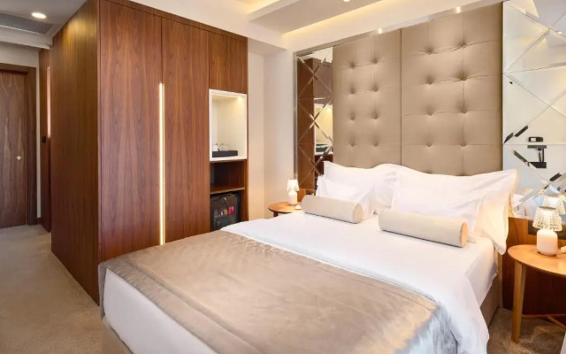 Time Boutique Hotel