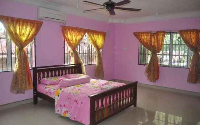 Tradisional KampungStay