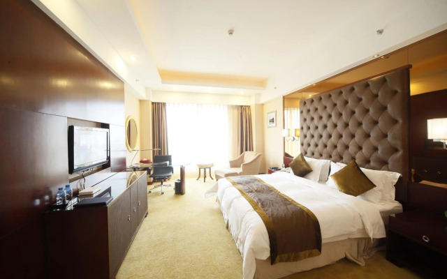 Royal Prince Hotel