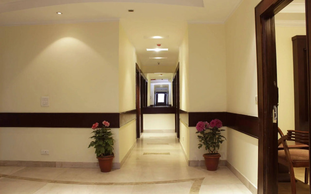Fabhotel Broadway Inn Nehru Place