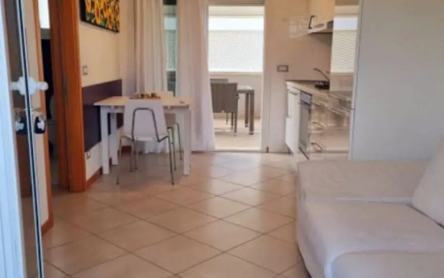 Well Equipped Apartment With Pool - Beahost