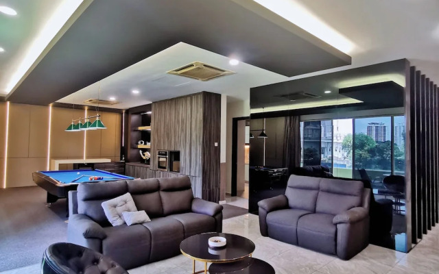 The Embassy Row 206 Apartments