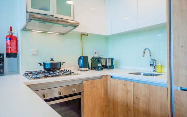 Nasma Luxury Stays - Al Raha Lofts 2