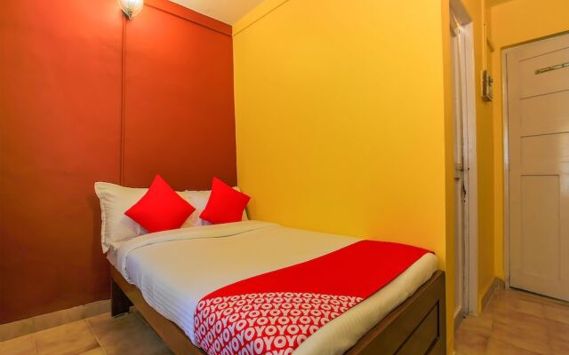 OYO 18855 Hotel Pete's Hideaway